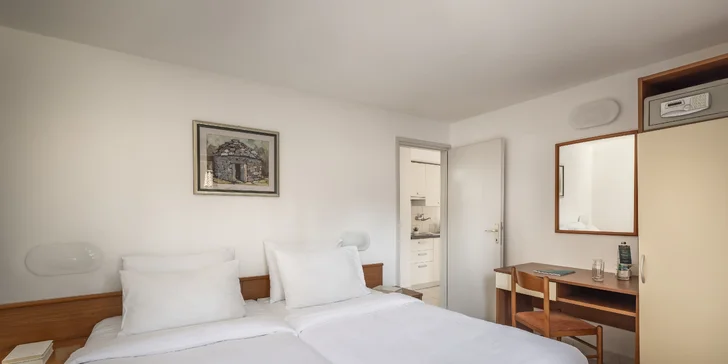 Hurá na Istrii: 3* apartmány priamo pri pláži, raňajky alebo polpenzia, bazén s toboganmi