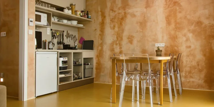 Krásne apartmány uprostred Hrubého Jeseníka: kuchynka aj krytá terasa