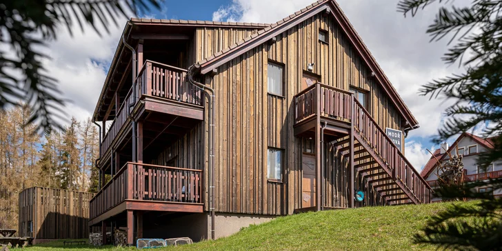 Krásne apartmány uprostred Hrubého Jeseníka: kuchynka aj krytá terasa