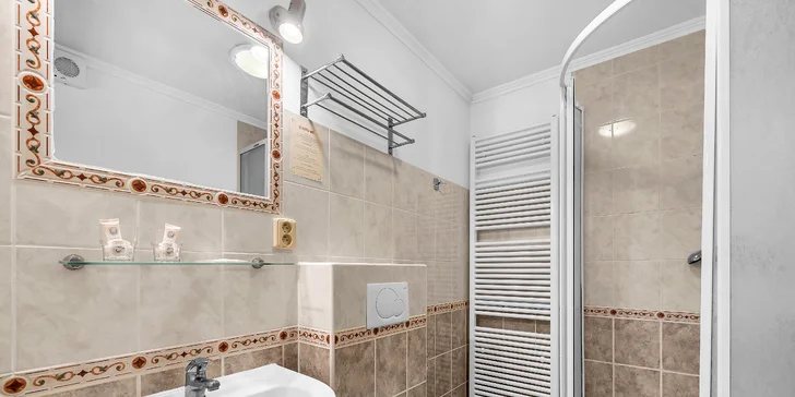 Oddych v pokojnej časti Mariánskych Lázní: pobyt s jedlom aj wellness procedúrami