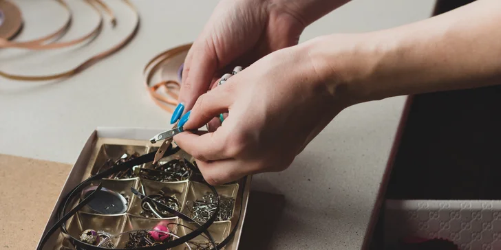 Kurz vitrážových šperkov a malej vitráže pre začiatočníkov