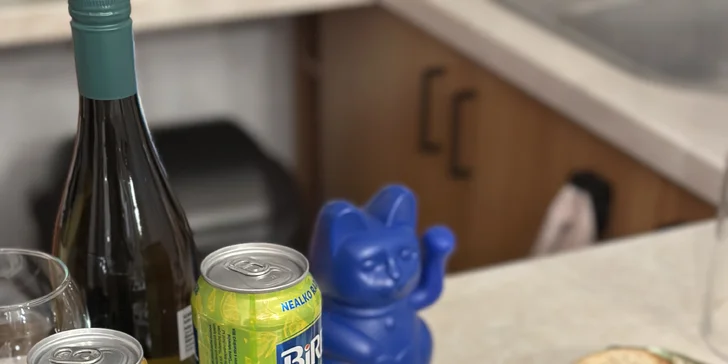 Zážitkové maľovanie obrazov: neónové alebo odtlačkami rastlín, skupinové alebo aj individuálne