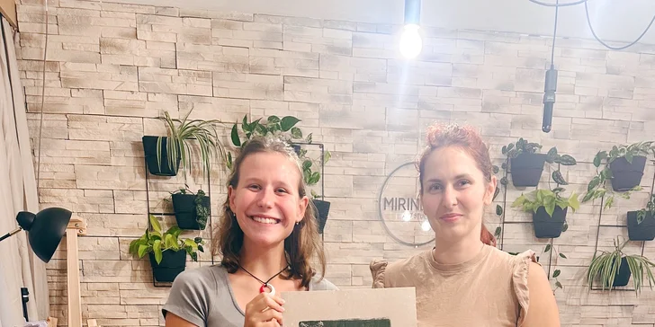 Zážitkové maľovanie obrazov: neónové alebo odtlačkami rastlín, skupinové alebo aj individuálne