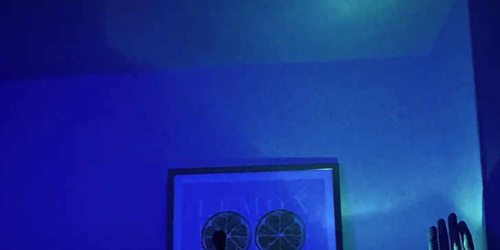 Zážitkové maľovanie obrazov: neónové alebo odtlačkami rastlín, skupinové alebo aj individuálne