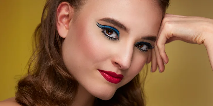 Denné alebo spoločenské líčenie s účesom i bez