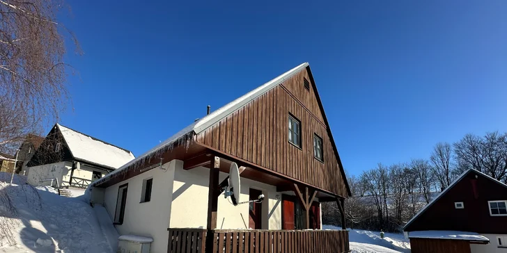 Chaty v Čistej v Krkonošiach až pre 8 osôb: zjazdovky, výlety a v lete bazén