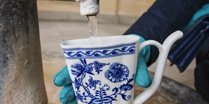 Romantika vo Varoch: fľaša prosecca na izbe, možnosť 3-chodovej večere aj raňajok do postele