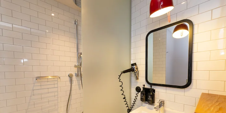 Pobyt v Prahe: moderný hotel v Karlíne s raňajkami, blízko metra aj električky