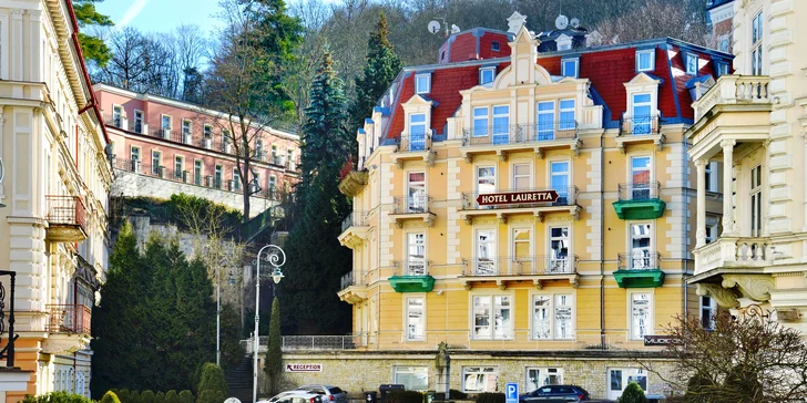 Oddych v Karlových Varoch: kúpeľný hotel s raňajkami alebo polpenziou, procedúrami a saunou