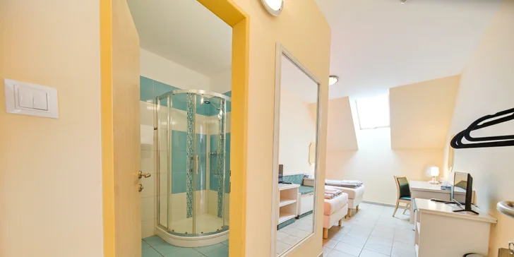 Oddych v južných Čechách: penzión s raňajkami alebo polpenziou, bazén, wellness