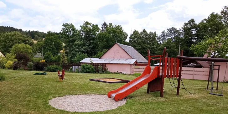 Útulný penzión v Jeseníkoch: apartmán až pre 6 osôb, výlety do Veľkých Losín, na Praděd aj k vodopádom