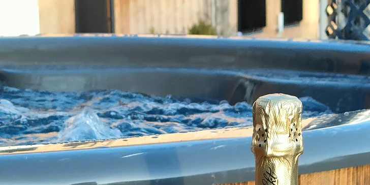 Pobyt v luxusnej senníku v Českom Švajčiarsku s raňajkami aj kúpacou kaďou