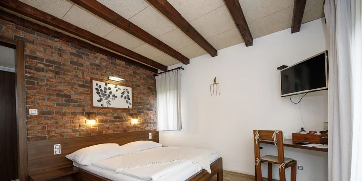 Pobyt v luxusnej senníku v Českom Švajčiarsku s raňajkami aj kúpacou kaďou