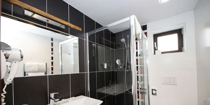 Pobyt v luxusnej senníku v Českom Švajčiarsku s raňajkami aj kúpacou kaďou