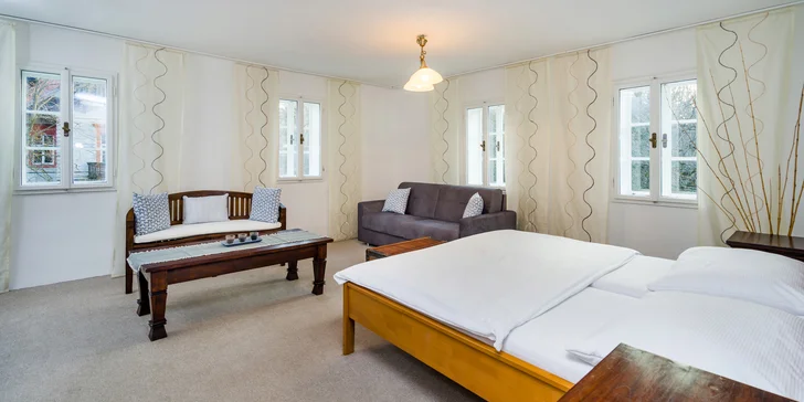 České Švajčiarsko: romantický pobyt v historickej hájovni, raňajky aj možnosť trojchodovej večere a sudu