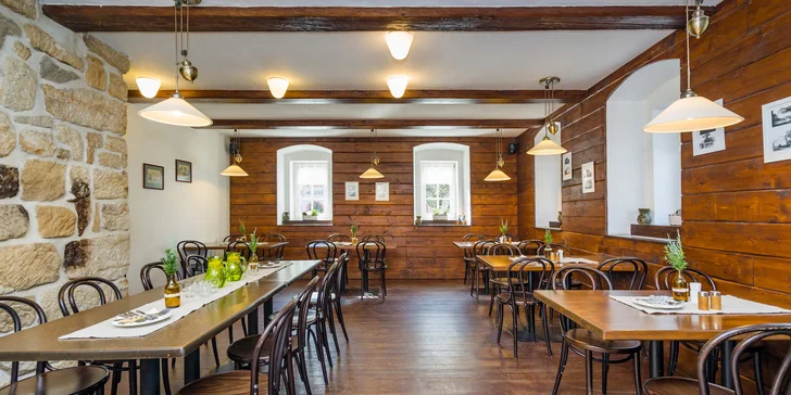 České Švajčiarsko: romantický pobyt v historickej hájovni, raňajky aj možnosť trojchodovej večere a sudu