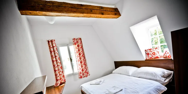 České Švajčiarsko: romantický pobyt v historickej hájovni, raňajky aj možnosť trojchodovej večere a sudu