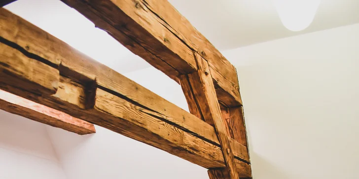 České Švajčiarsko: romantický pobyt v historickej hájovni, raňajky aj možnosť trojchodovej večere a sudu