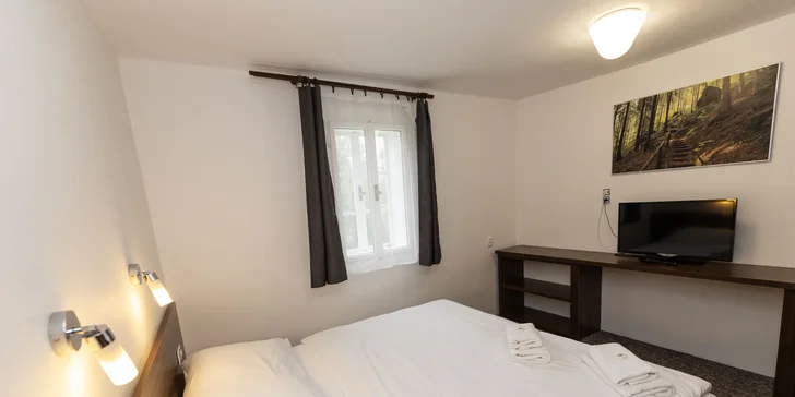 České Švajčiarsko: romantický pobyt v historickej hájovni, raňajky aj možnosť trojchodovej večere a sudu