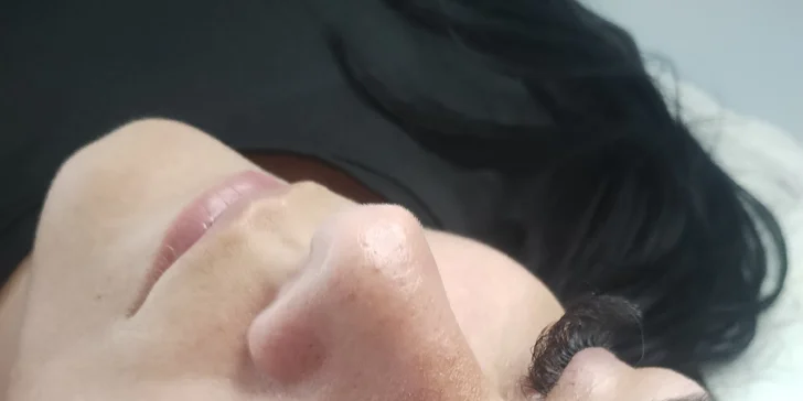 Zvodný pohľad s volume mihalnicami alebo darčeková poukážka