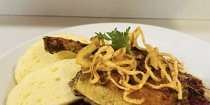 Pobyt pri Luhačoviciach v blízkosti priehrady: pivné kúpele a vychýrená kuchyňa