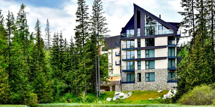 Lukratívne apartmány na brehu Malého Štrbského plesa: dve deti zadarmo!