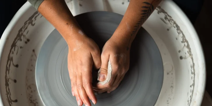 Individuálny alebo skupinový keramický workshop