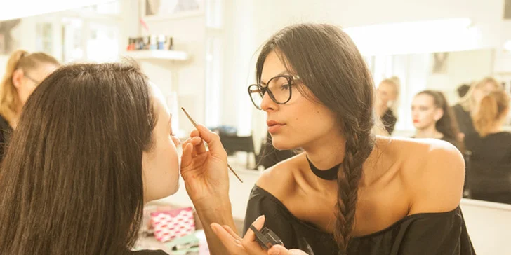 Individuálny kurz sebalíčenia so skúsenou make-up artistkou