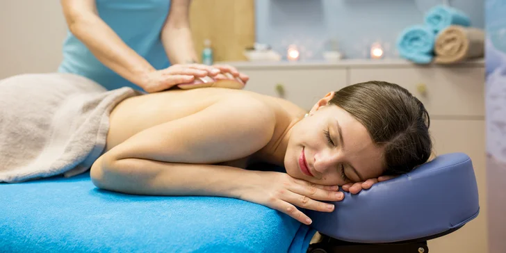 Antistresová masáž hlavy, aroma masáž, ajurvédska masáž, masáž morskými mušľami