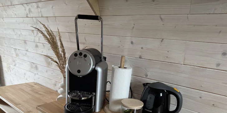Pobyt pri obore s danielmi v Lužických horách: tiny house aj s raňajkami pre 2 osoby