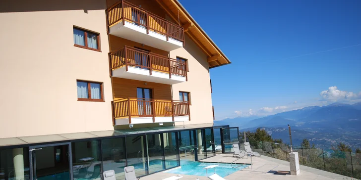 Trentinské Alpy: 3* hotel s polpenziou, neobmedzeným wellness a kartou výhod