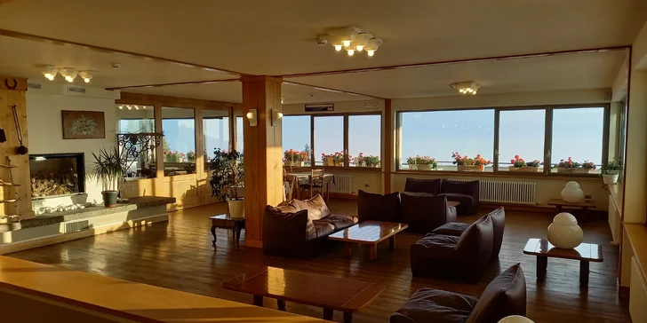 Trentinské Alpy: 3* hotel s polpenziou, neobmedzeným wellness a kartou výhod