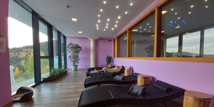 Trentinské Alpy: 3* hotel s polpenziou, neobmedzeným wellness a kartou výhod