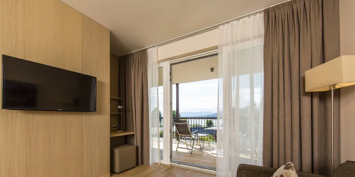 Moderné apartmány na brehu Wörthersee: súkromná pláž a karta výhod