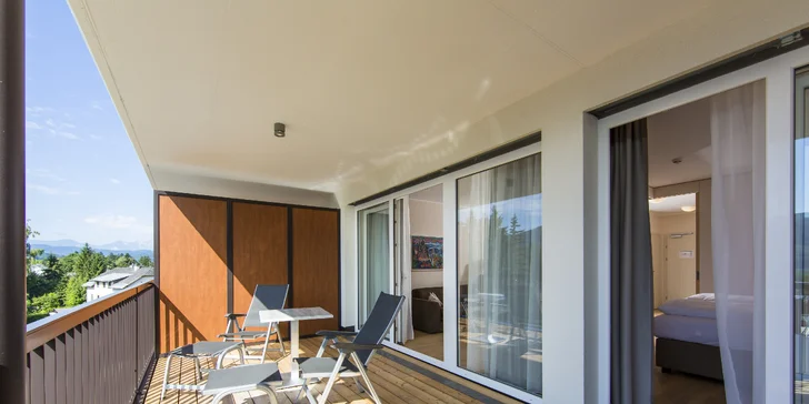 Moderné apartmány na brehu Wörthersee: súkromná pláž a karta výhod