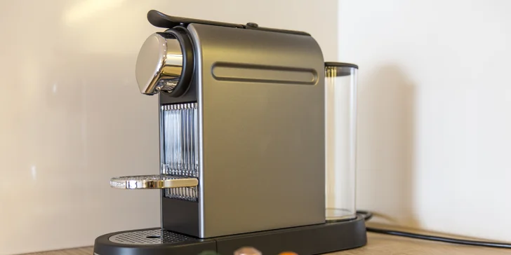 Moderné apartmány na brehu Wörthersee: súkromná pláž a karta výhod