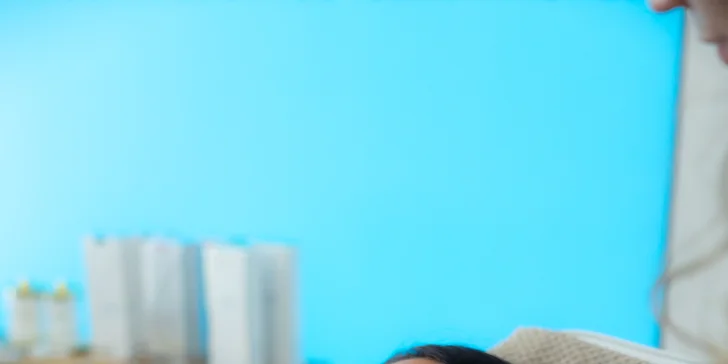 Zoštíhlenie tváre pomocou botulotoxínu v klinike Russian Lips Clinic