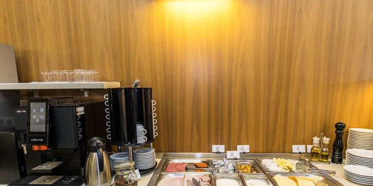 4* hotel len 2 min. od kolonády: jedlo, neobmedzený wellness aj procedúry