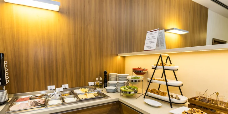 4* hotel len 2 min. od kolonády: jedlo, neobmedzený wellness aj procedúry