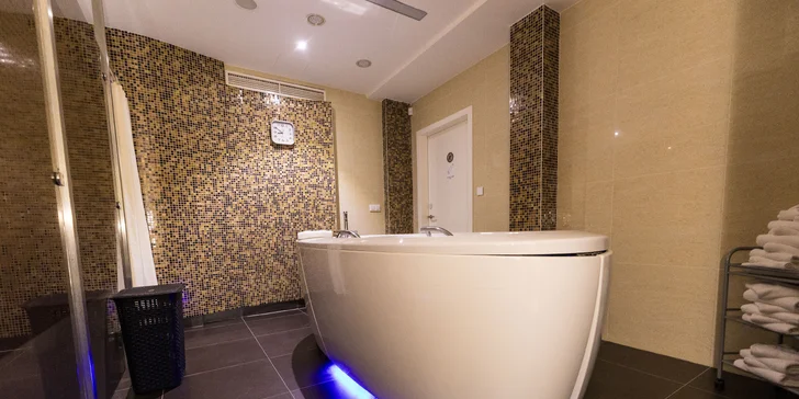 4* hotel len 2 min. od kolonády: jedlo, neobmedzený wellness aj procedúry