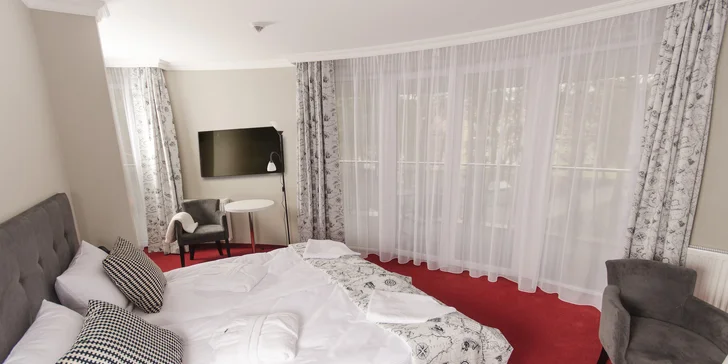 Dovolenka pri Balte: hotel v Ustronie Morskie, vrátane stravy, neobmedzeného wellness a výletu loďou