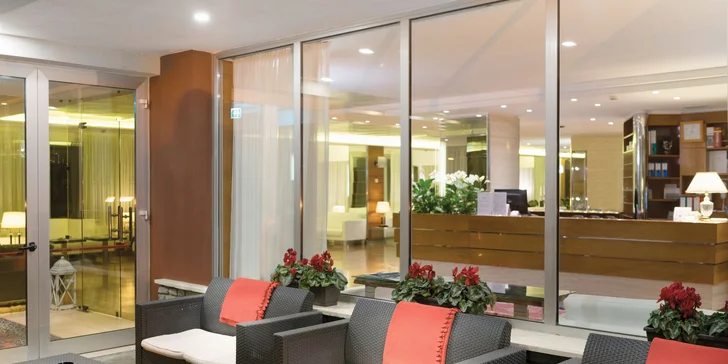 Dovolenka v talianskom Rimini: 4* hotel pri pláži, strava, wellness aj miniklub