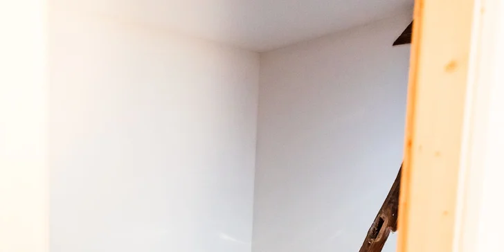 Romantika v Jizerkách: krásne ubytovanie v stodole s možnosťou raňajok, výhľady do krajiny