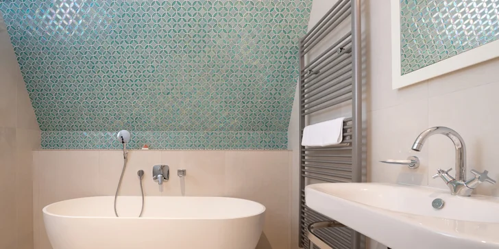 Luxusný 4* pobyt v secesnej továrnickej vile: jedlo, možnosť wellness aj procedúr v Rožnovských pivných kúpeľoch