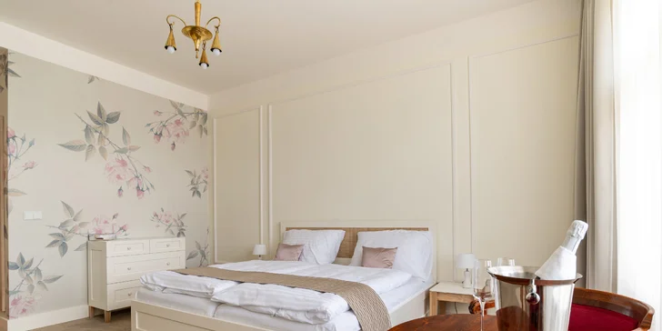 Luxusný 4* pobyt v secesnej továrnickej vile: jedlo, možnosť wellness aj procedúr v Rožnovských pivných kúpeľoch