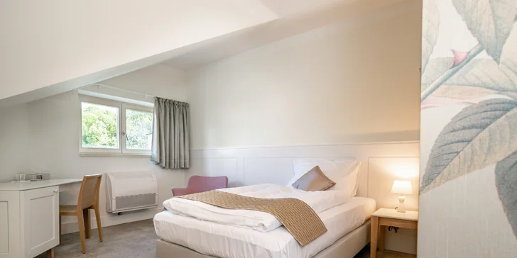 Luxusný 4* pobyt v secesnej továrnickej vile: jedlo, možnosť wellness aj procedúr v Rožnovských pivných kúpeľoch