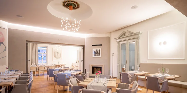 Luxusný 4* pobyt v secesnej továrnickej vile: jedlo, možnosť wellness aj procedúr v Rožnovských pivných kúpeľoch