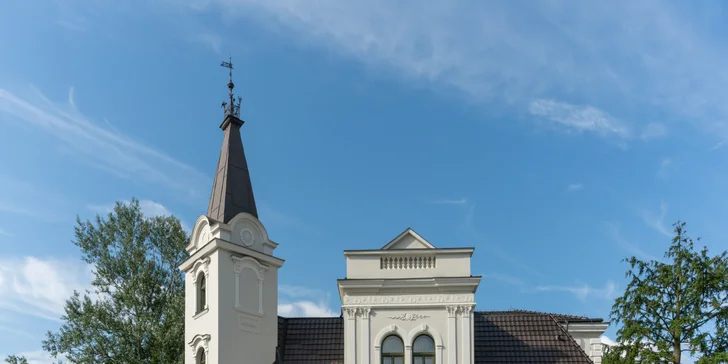 Luxusný 4* pobyt v secesnej továrnickej vile: jedlo, možnosť wellness aj procedúr v Rožnovských pivných kúpeľoch