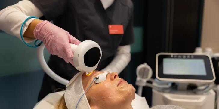 IPL ošetrenie akné a pigmentácie alebo neinvazívny lifting viečok