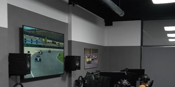 Unikátna jazda na závodnom simulátore